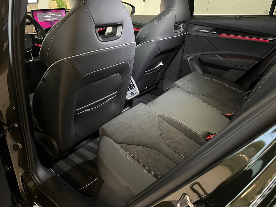 Skoda Enyaq 85x iV Sportline Maxx Coupé 5d