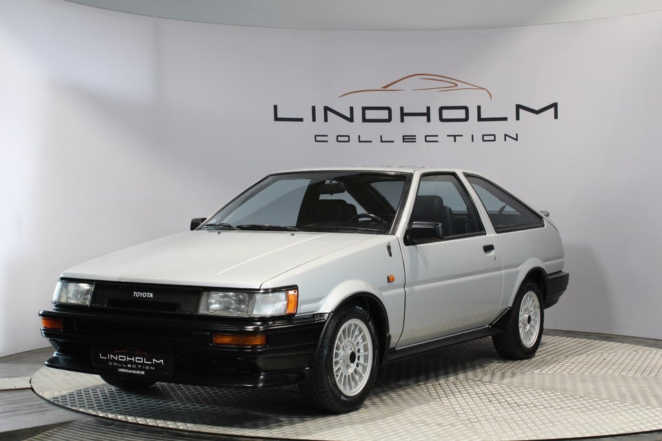 Toyota Corolla 1,6 GT Coupé 3d