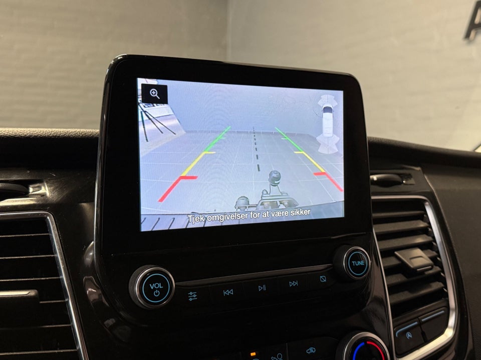 Ford Transit Custom 320L 2,0 TDCi 185 Sport