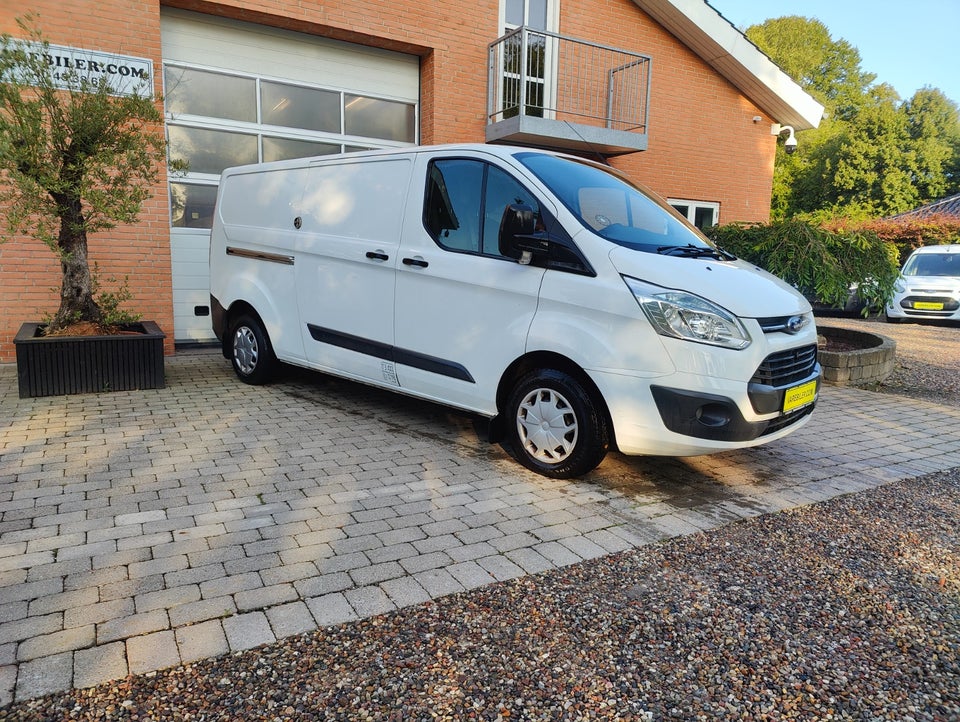 Ford Transit Custom 310L 2,2 TDCi 125 Trend Van 5d