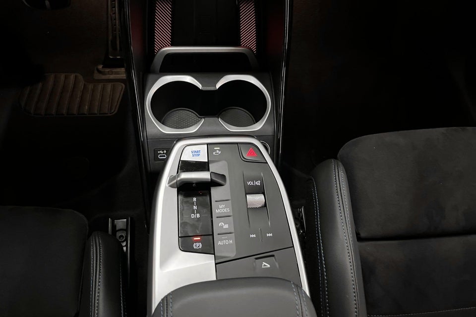 BMW iX1 eDrive20 M-Sport 5d