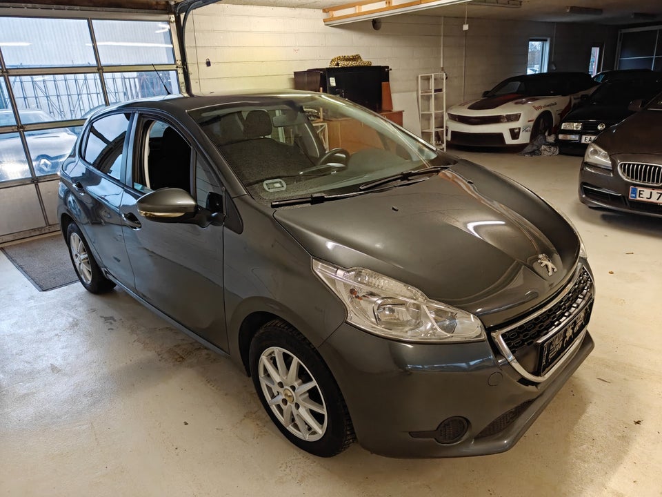 Peugeot 208 1,2 VTi Active 5d