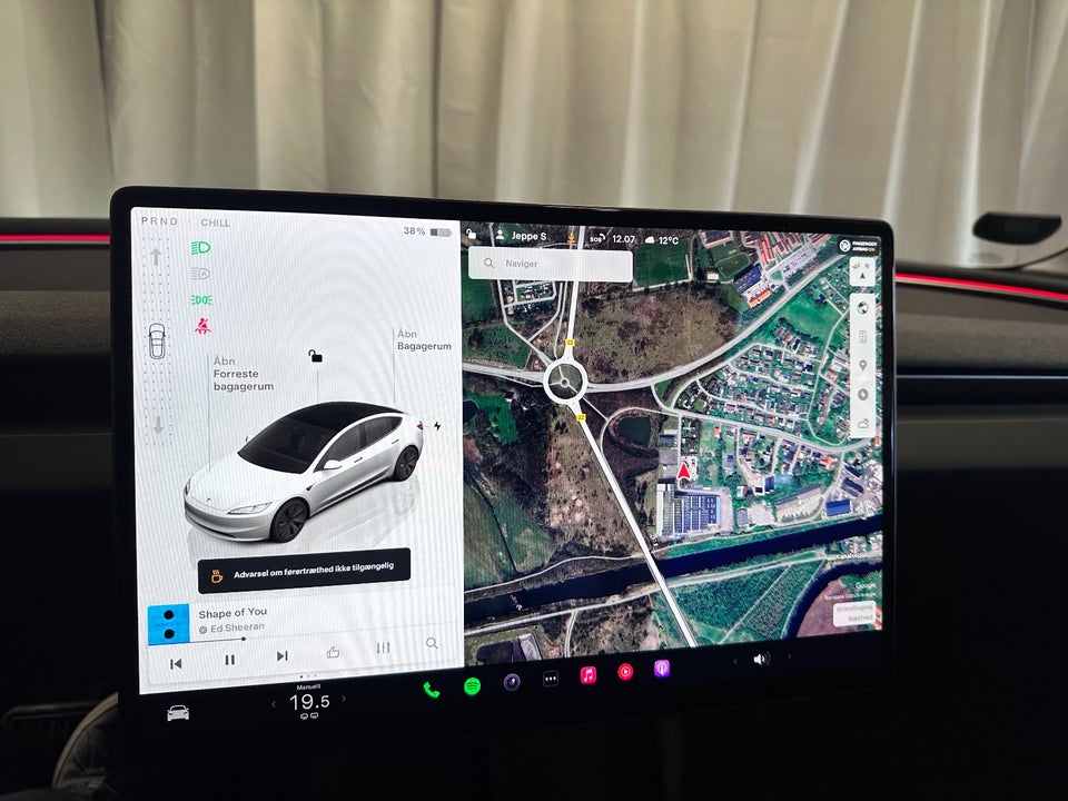 Tesla Model 3 RWD 4d