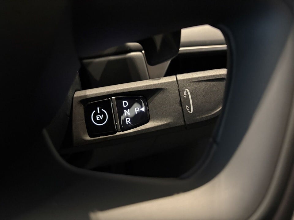 Kia EV9 76 Standard Range Upgrade RWD 7prs 5d