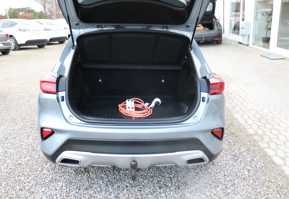 Kia XCeed 1,6 PHEV Upgrade DCT 5d