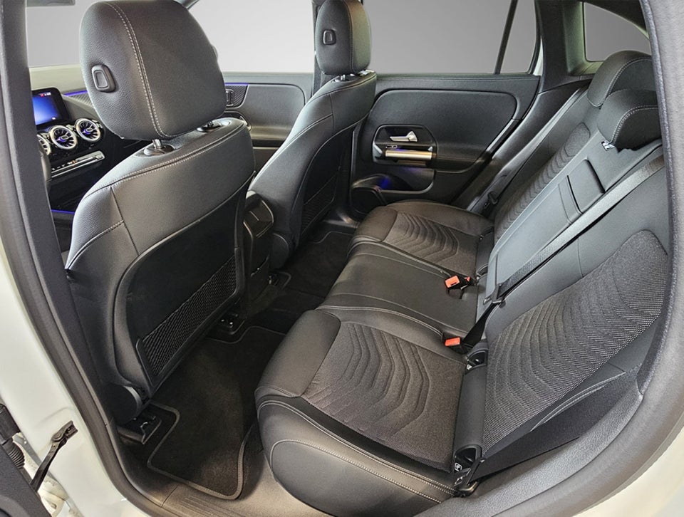 Mercedes EQA250 Progressive 5d