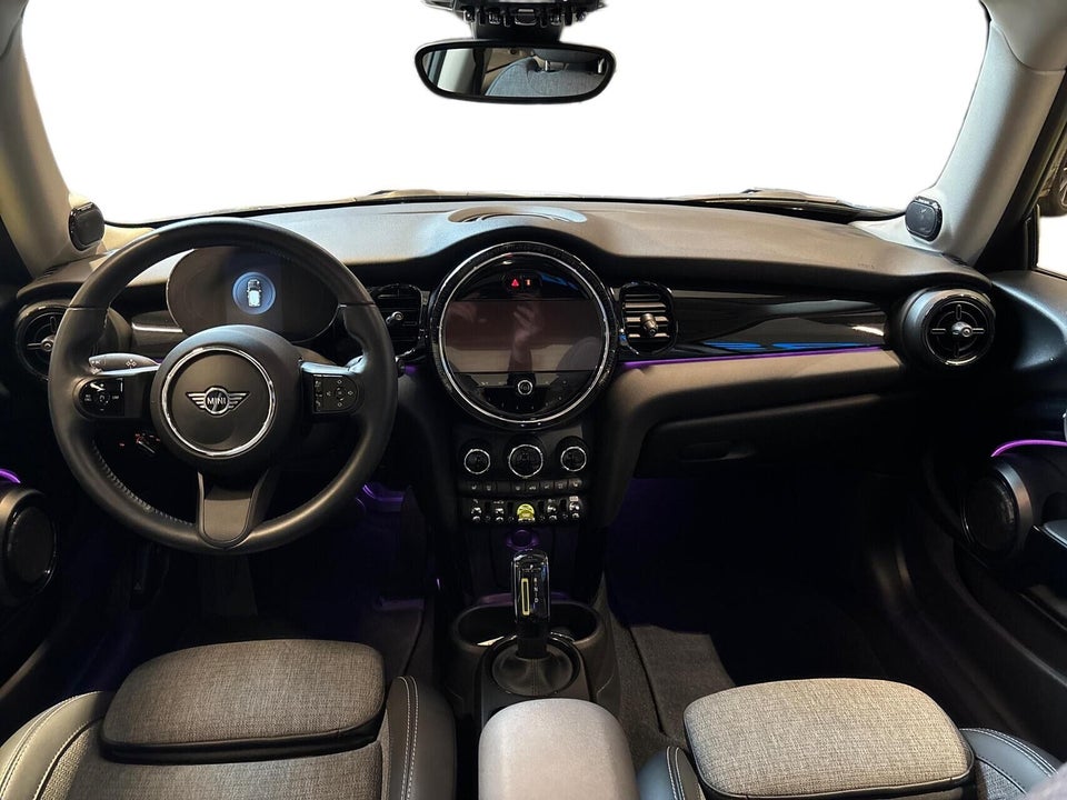 MINI Cooper SE Classic Trim 3d