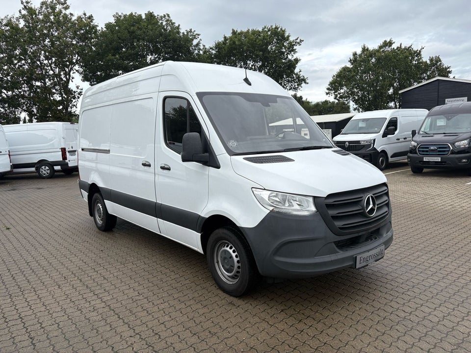 Mercedes Sprinter 317 2,0 CDi A2 Kassevogn aut. RWD