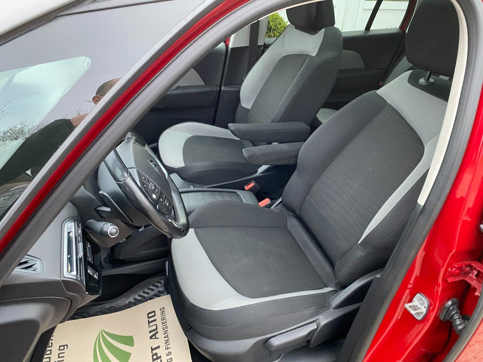 Citroën Grand C4 Picasso 1,6 BlueHDi 120 Intensive EAT6 7prs 5d