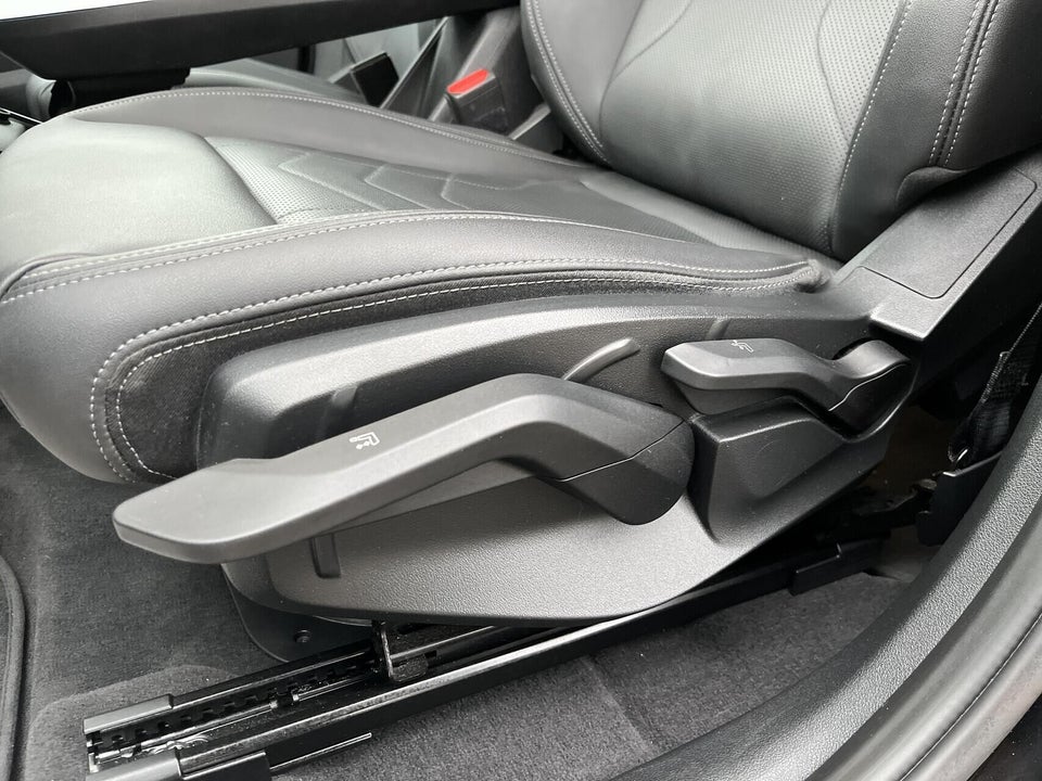 BMW iX1 xDrive30 X-Line 5d