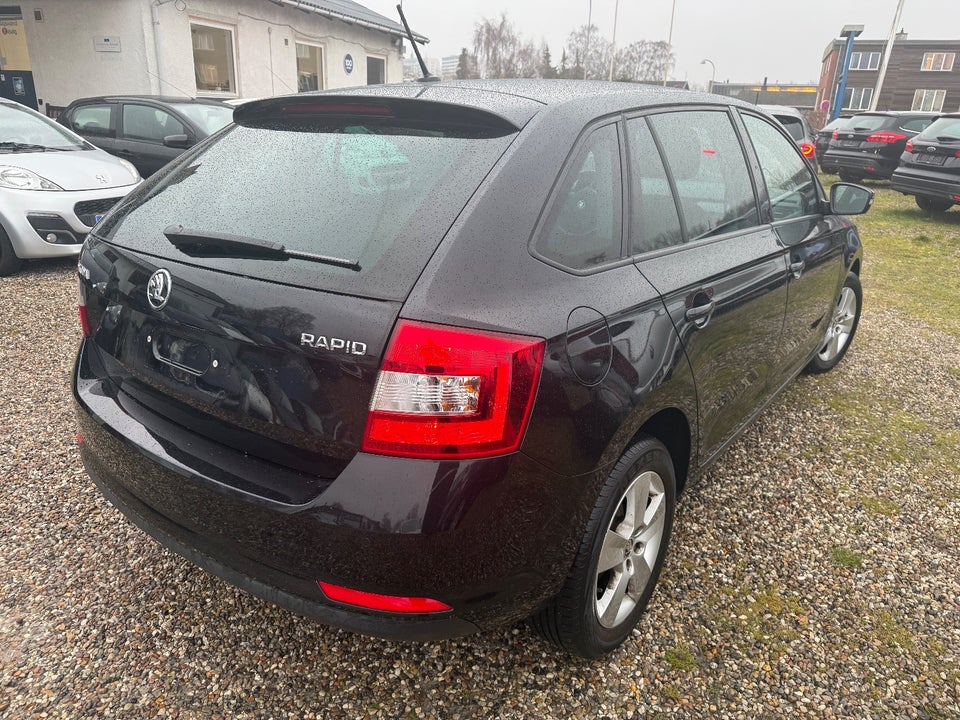 Skoda Rapid 1,2 TSi 90 Style Spaceback DSG 5d