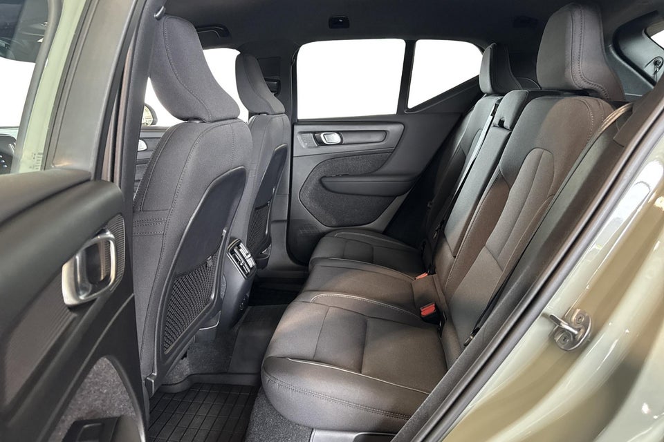 Volvo EX40 Extended Range Core 5d