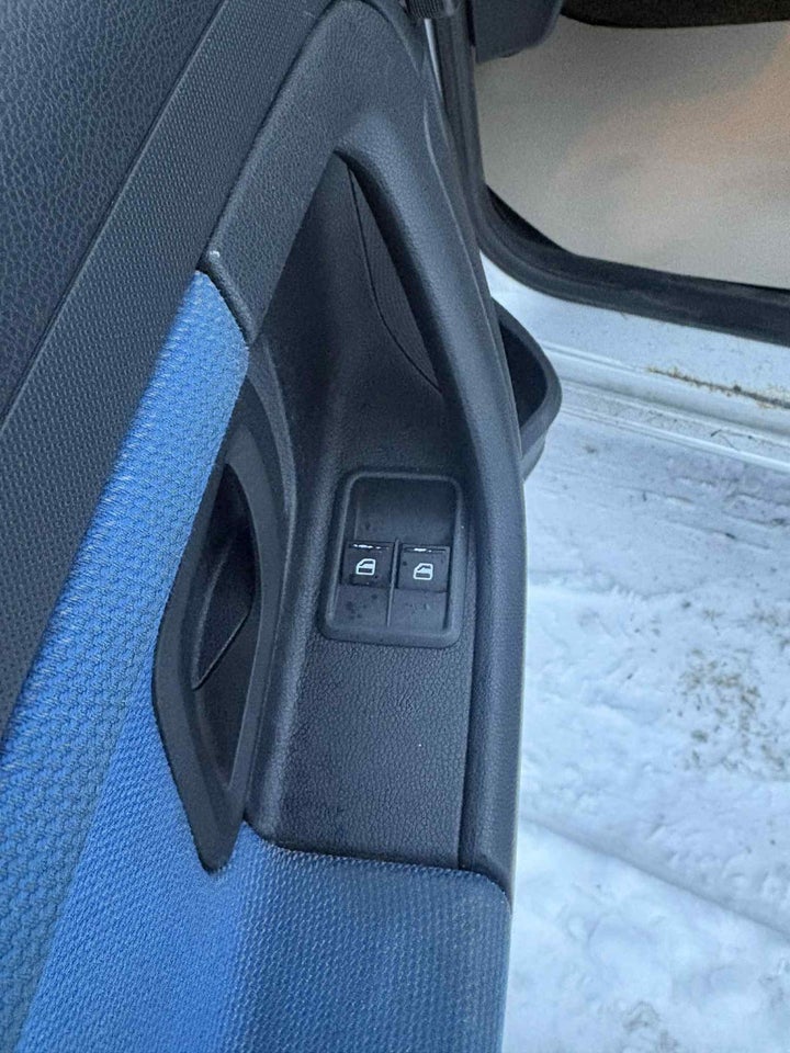 Skoda Fabia 1,4 16V Ambiente 5d