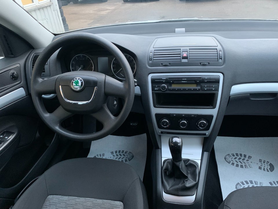 Skoda Octavia 1,4 TSi 122 Ambiente Combi 5d