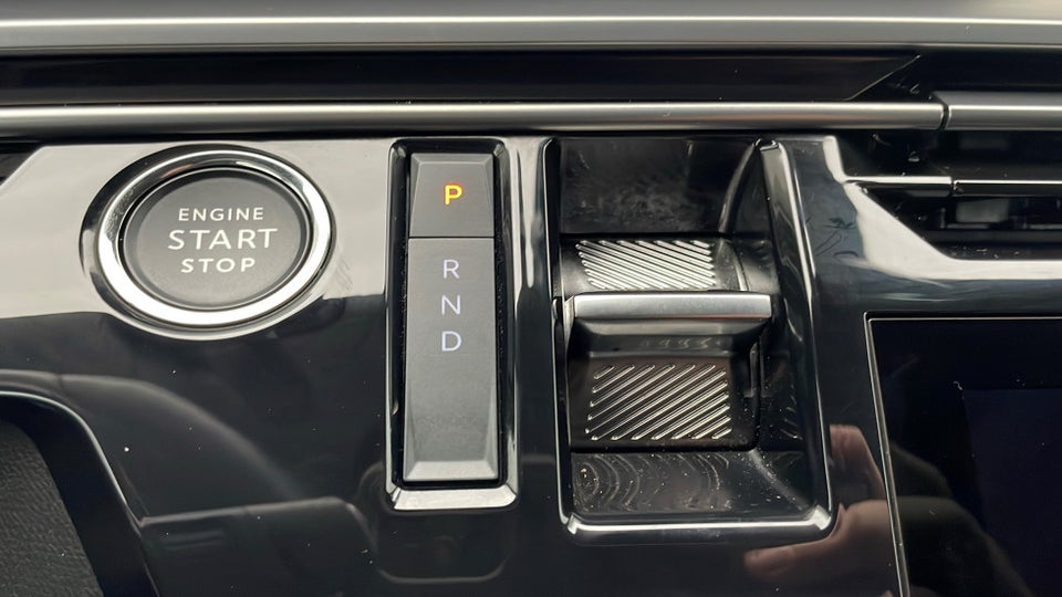 Peugeot e-5008 77 GT 7prs 5d