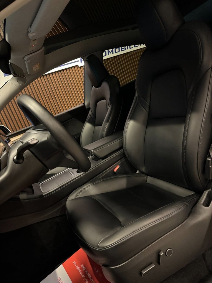 Tesla Model Y Performance AWD 5d