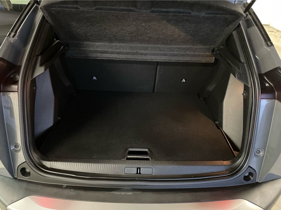 Peugeot 2008 1,2 PureTech 130 Allure EAT8 5d