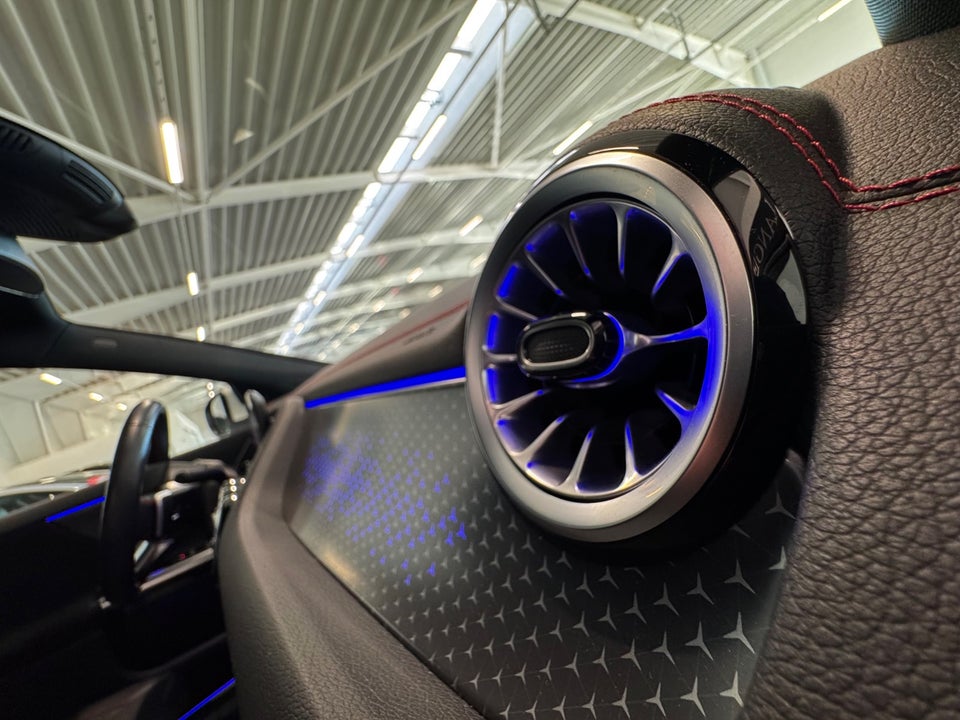 Mercedes EQA300 AMG Line 4Matic 5d