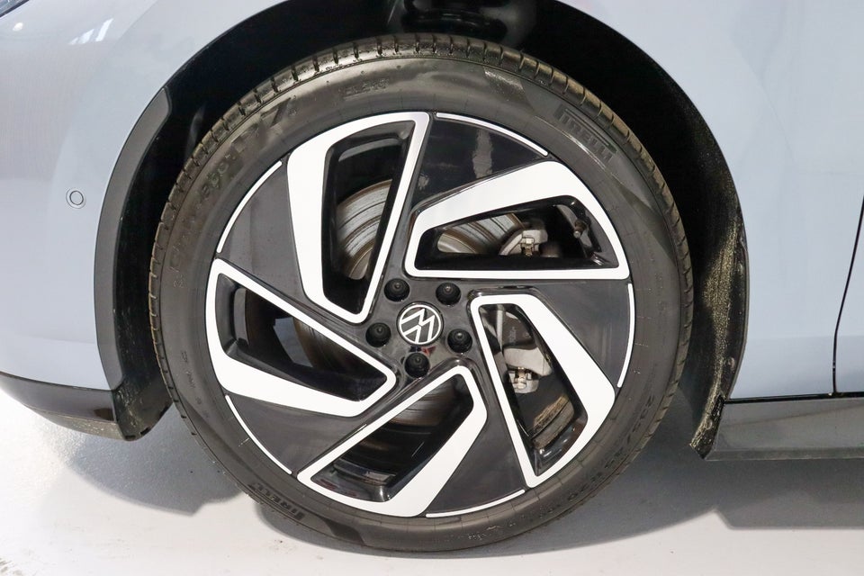 VW ID.7 77 Style+ Tourer 5d