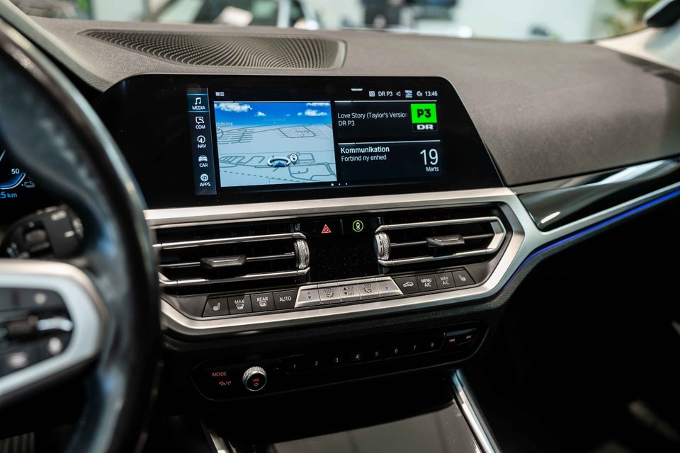 BMW 330e 2,0 Touring Sport Line aut. 5d