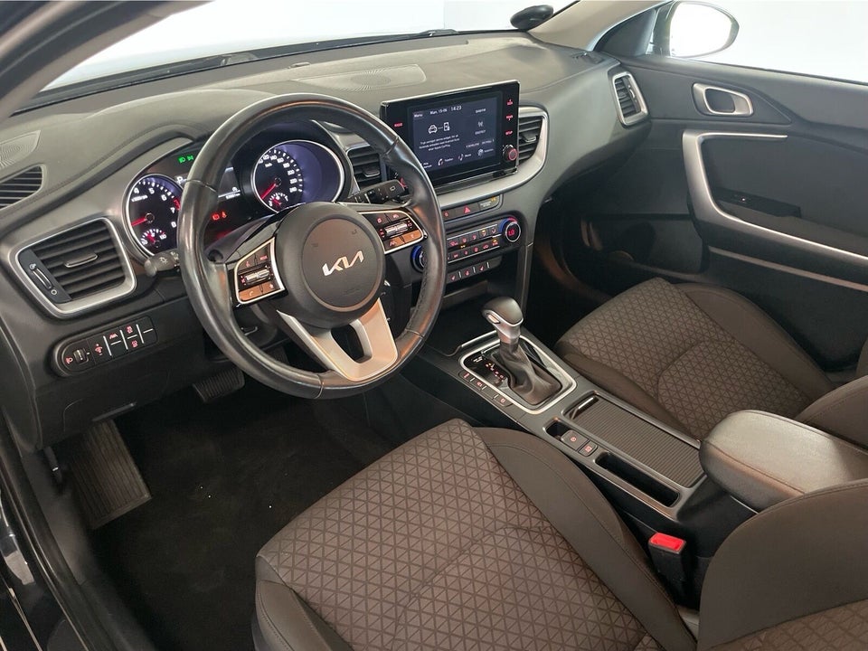 Kia Ceed 1,5 T-GDi Prestige SW DCT 5d