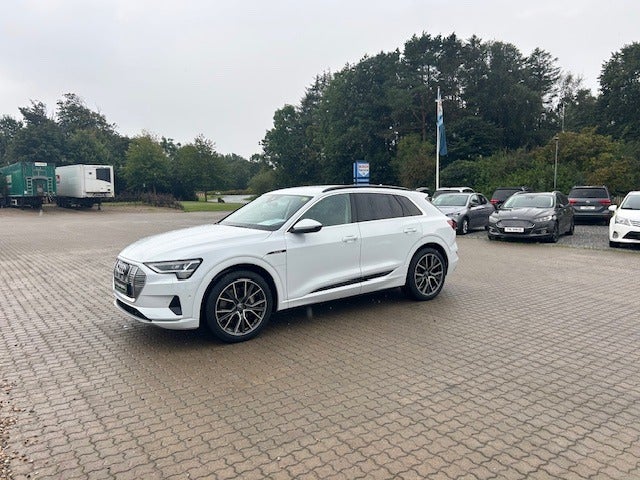 Audi e-tron 55 S-line quattro 5d