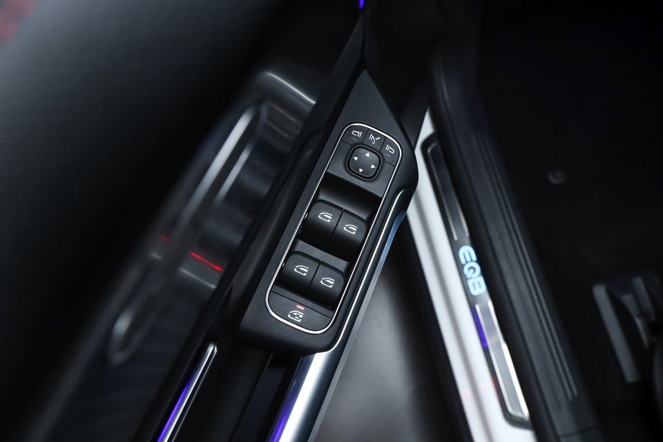 Mercedes EQB250+ AMG Advance 5d