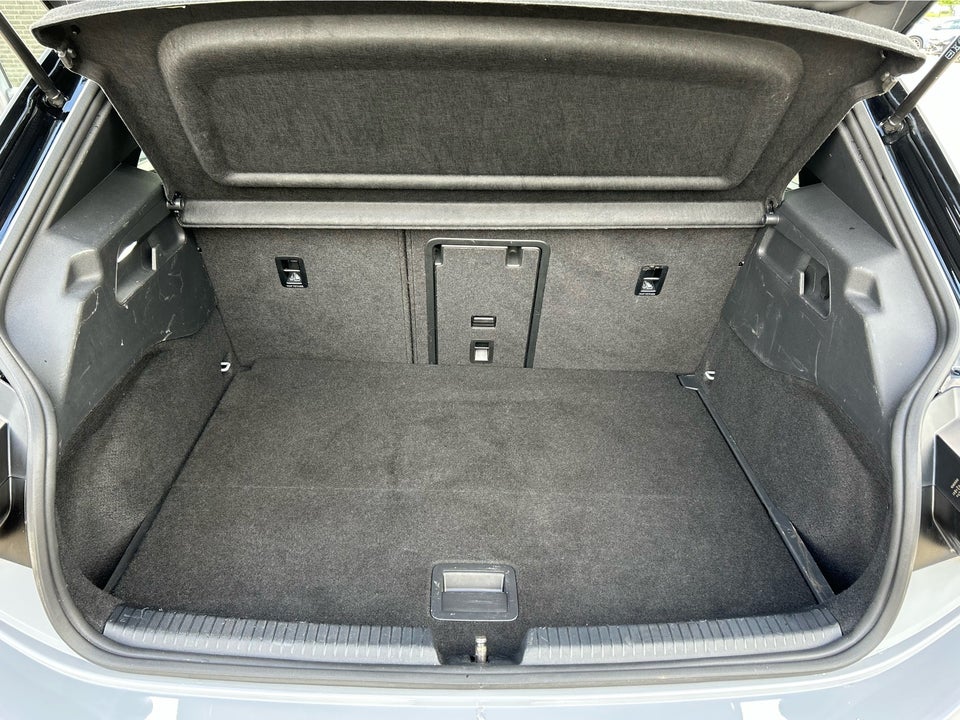 VW ID.3 77 Pro S 5d