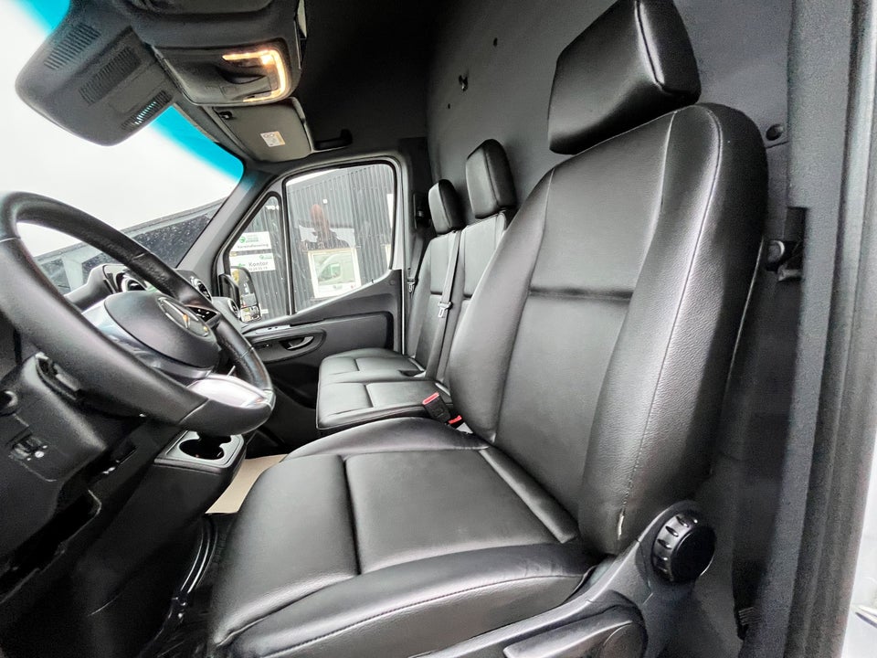 Mercedes eSprinter 420 113 A3 Kassevogn SELECT