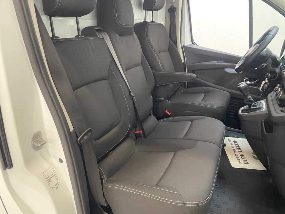 Nissan Primastar 2,0 dCi 150 L2H1 N-Connecta Van