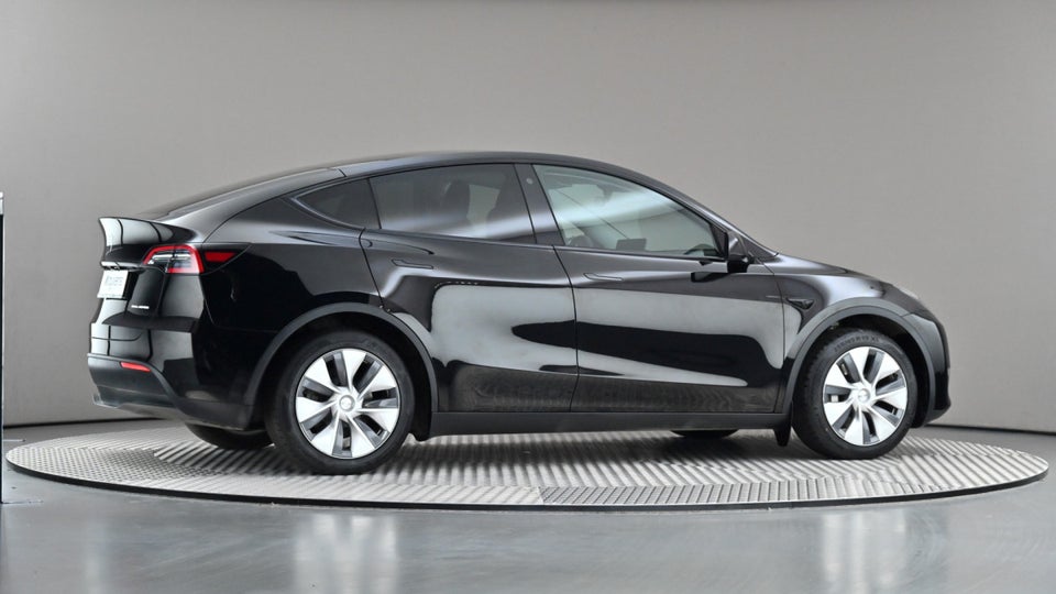 Tesla Model Y Long Range AWD 5d