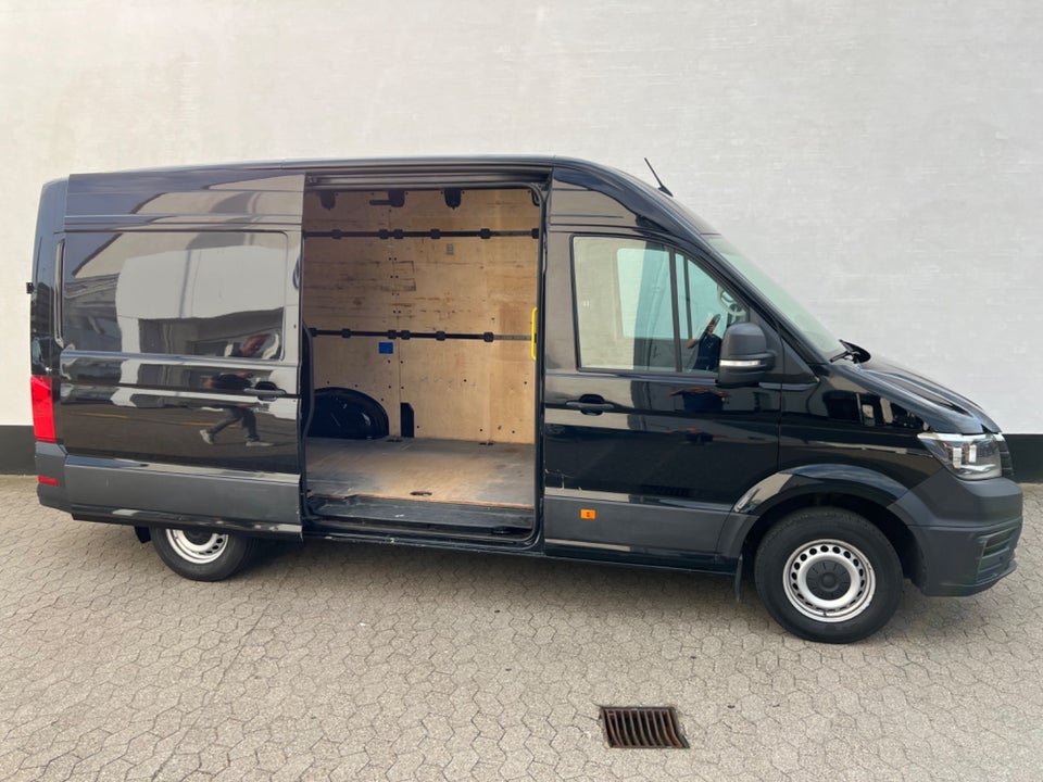 VW Crafter 35 2,0 TDi 177 Kassevogn L3H3 aut.