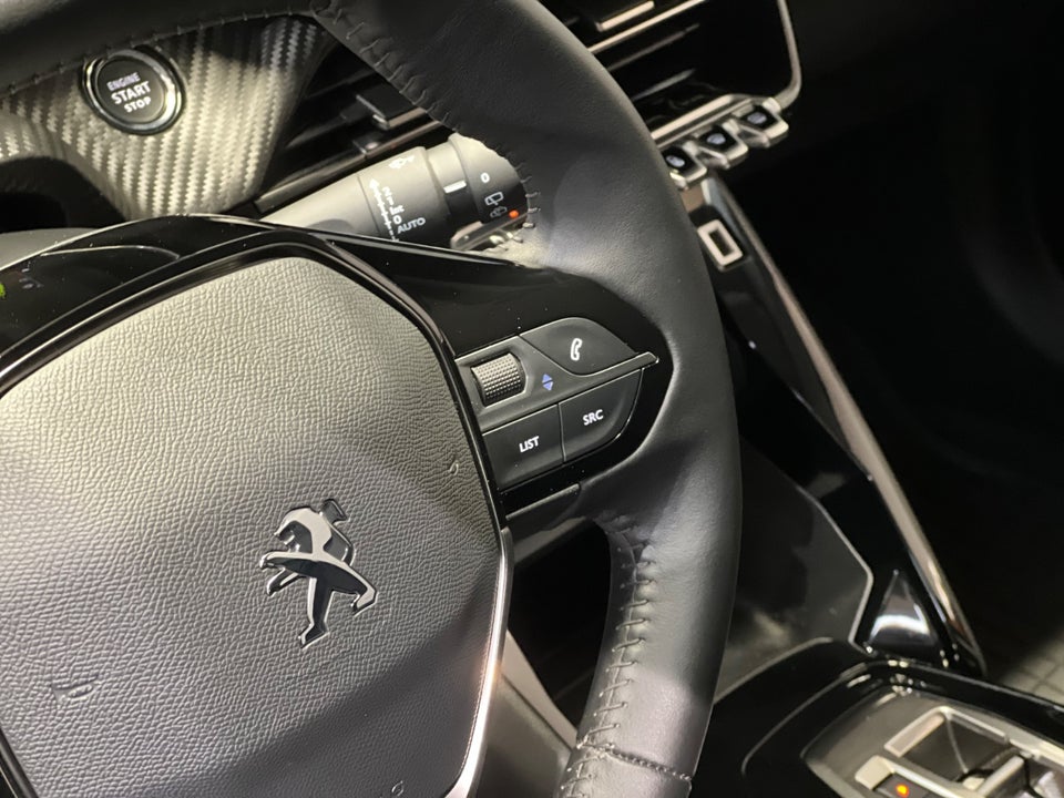 Peugeot e-2008 50 Active 5d