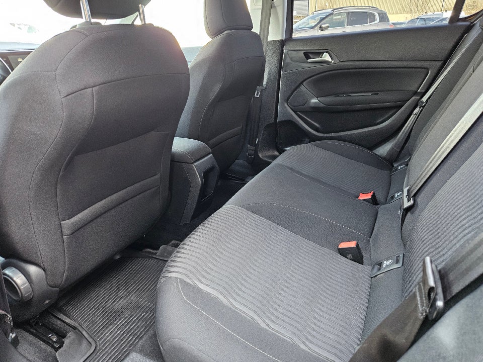 Peugeot 308 1,6 BlueHDi 120 Active 5d