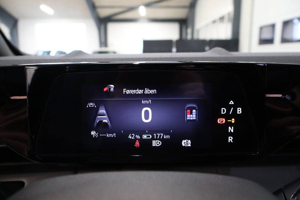 Ford Explorer 77 Premium Extended Range 5d