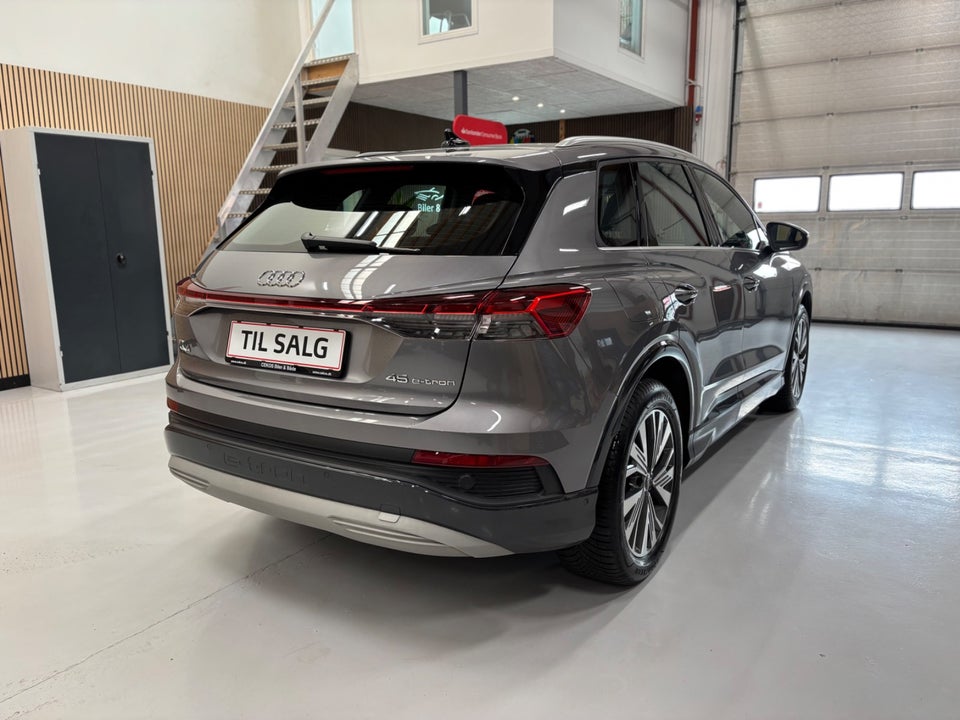 Audi Q4 e-tron 45 Progress 5d