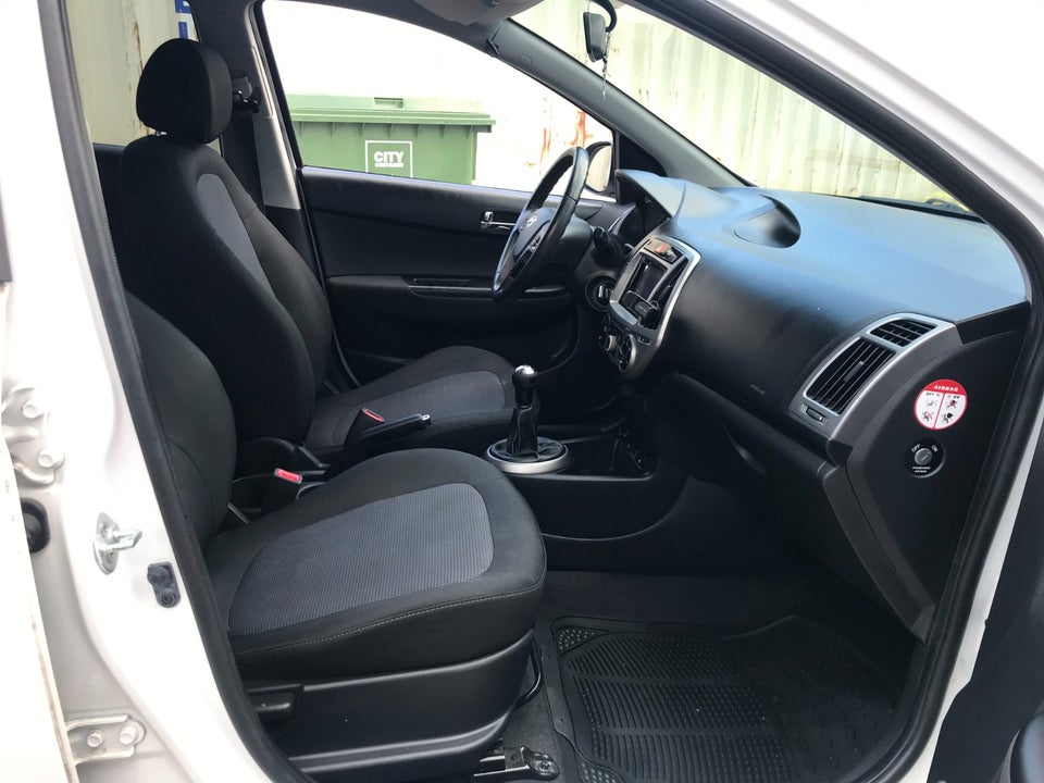 Hyundai i20 1,25 Classic Go! 5d