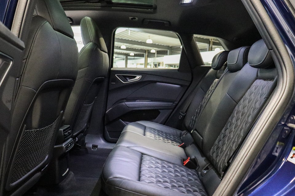 Audi Q4 e-tron 40 S-line 5d