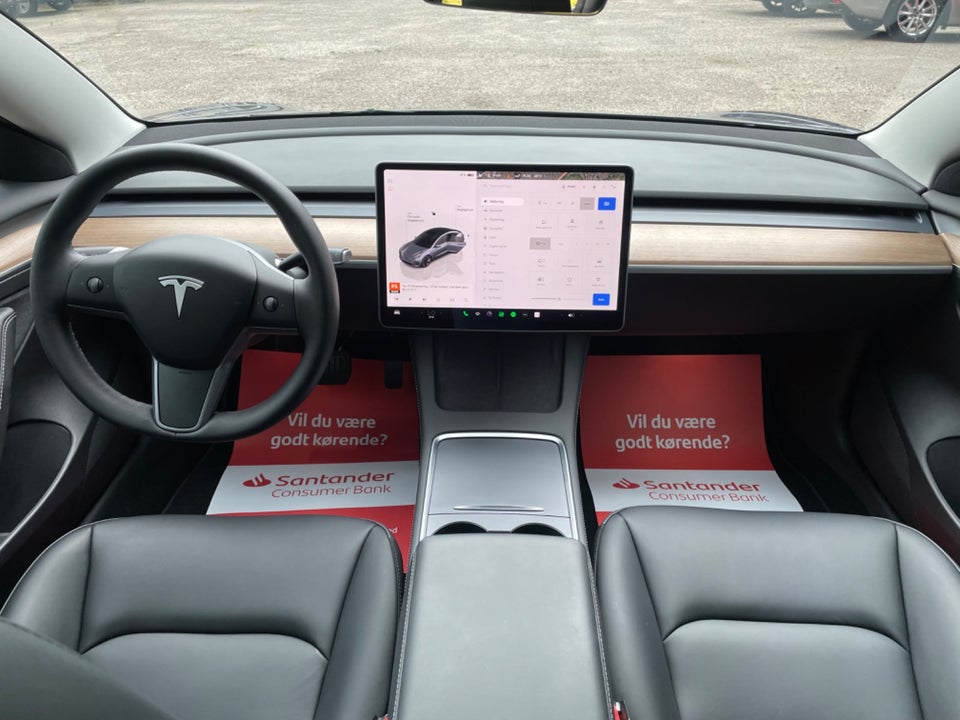 Tesla Model 3 Long Range AWD 4d