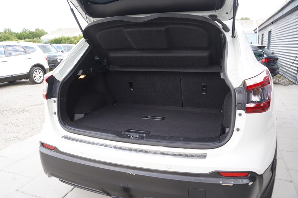 Nissan Qashqai 1,2 Dig-T 115 Acenta Connect 5d