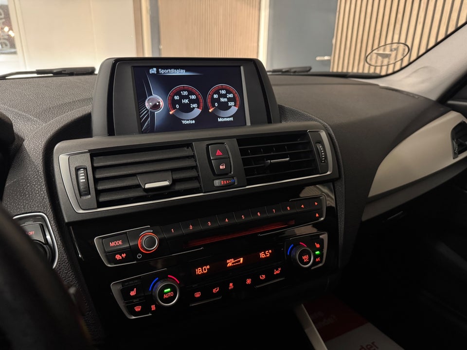 BMW 120i 1,6 aut. 5d