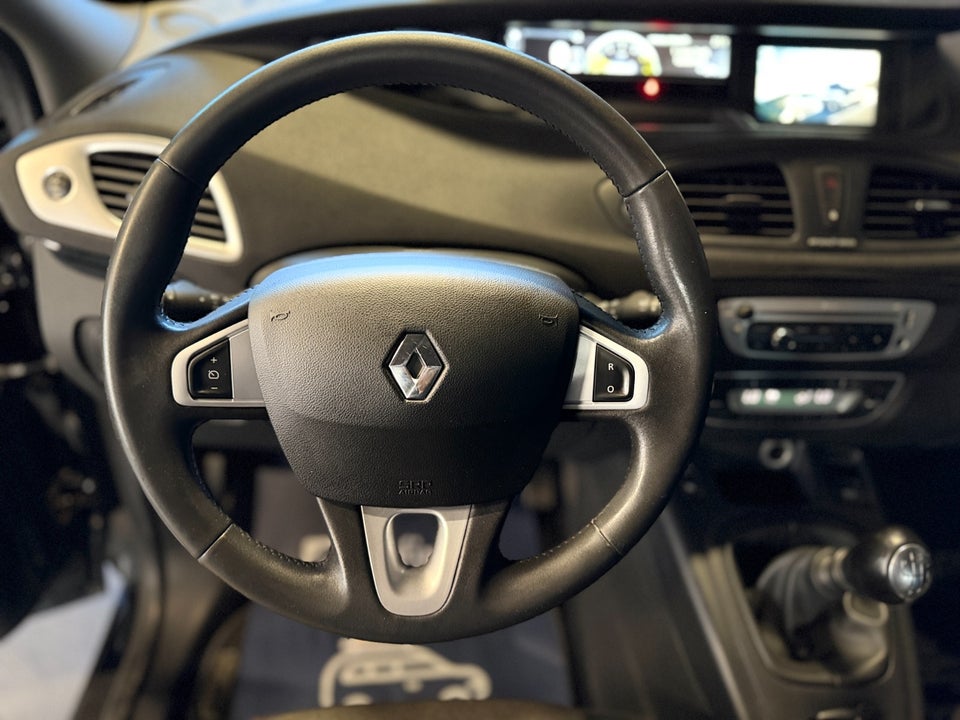 Renault Grand Scenic III 1,5 dCi 110 Dynamique 7prs 5d