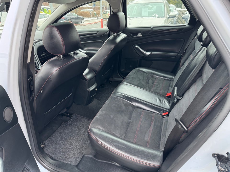 Ford Mondeo 2,0 SCTi 203 Titanium stc. aut. 5d