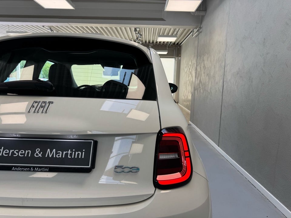 Fiat 500e 24 Icon 3d