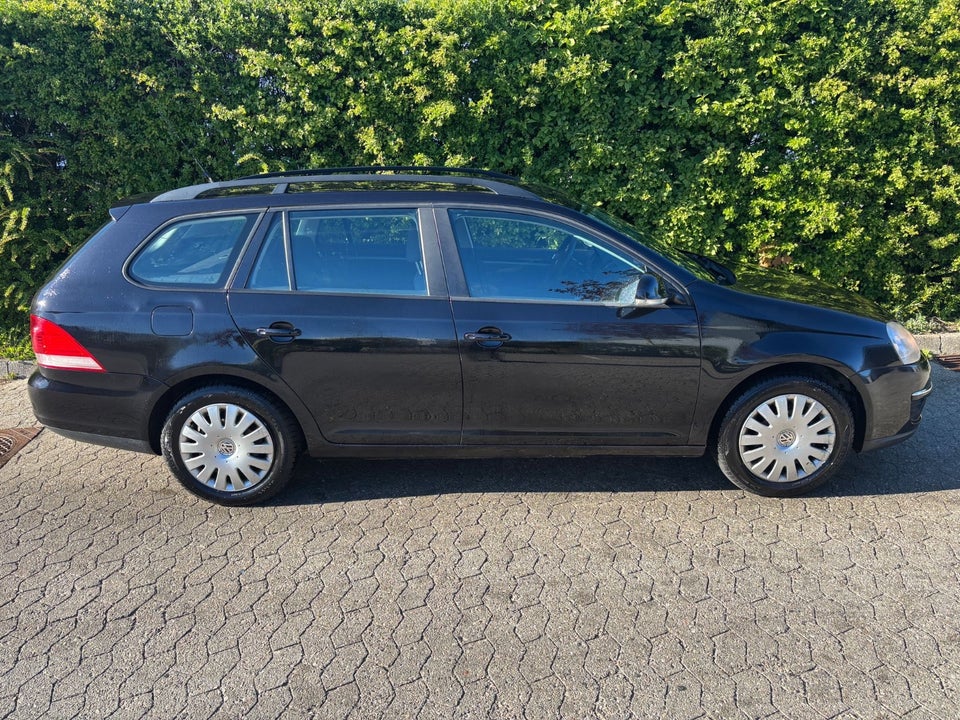VW Golf V 1,6 DK 5d