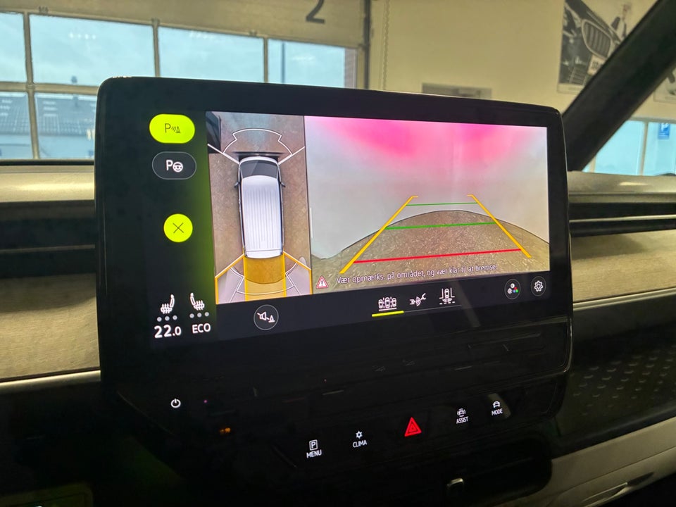 VW ID.Buzz 77 Pro SWB 5d