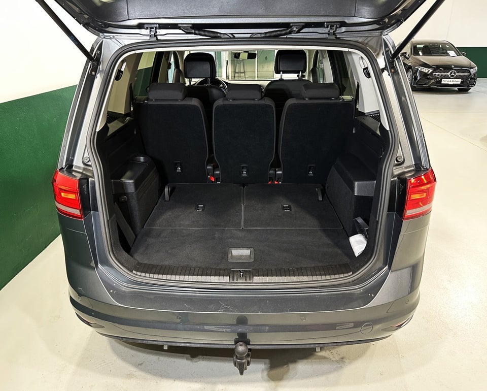 VW Touran 1,6 TDi 115 Comfortline DSG 7prs 5d