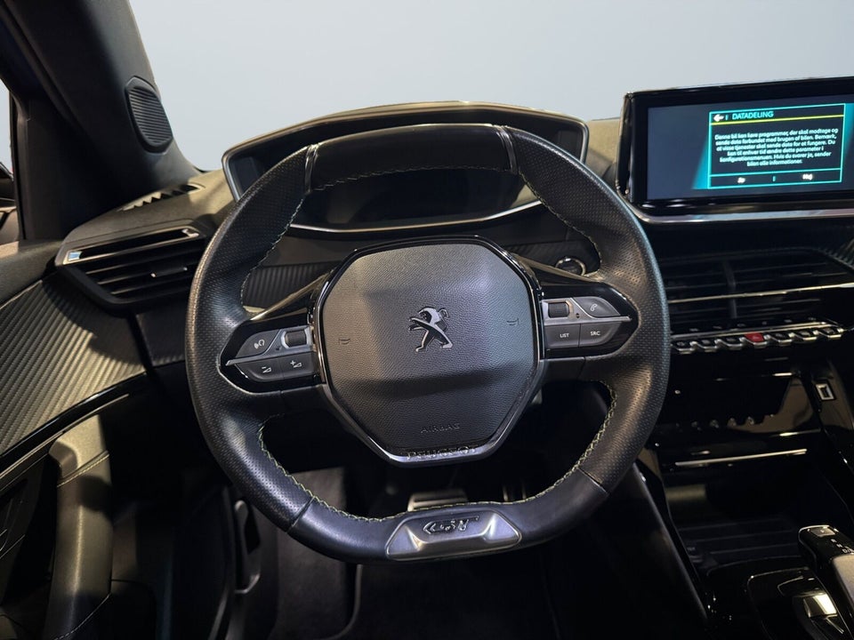 Peugeot e-2008 50 GT 5d