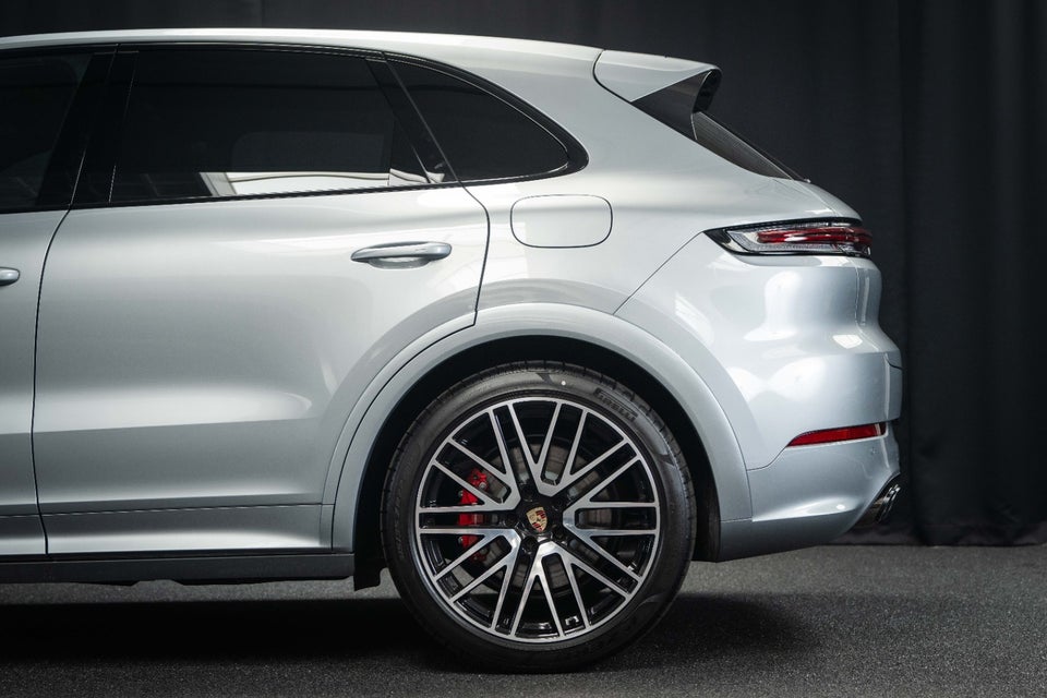 Porsche Cayenne Turbo 4,0 E-Hybrid PDK 5d