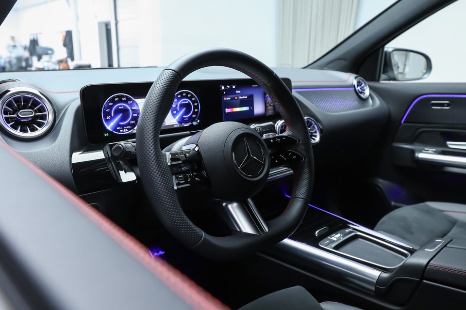 Mercedes EQA250+ AMG Advance 5d